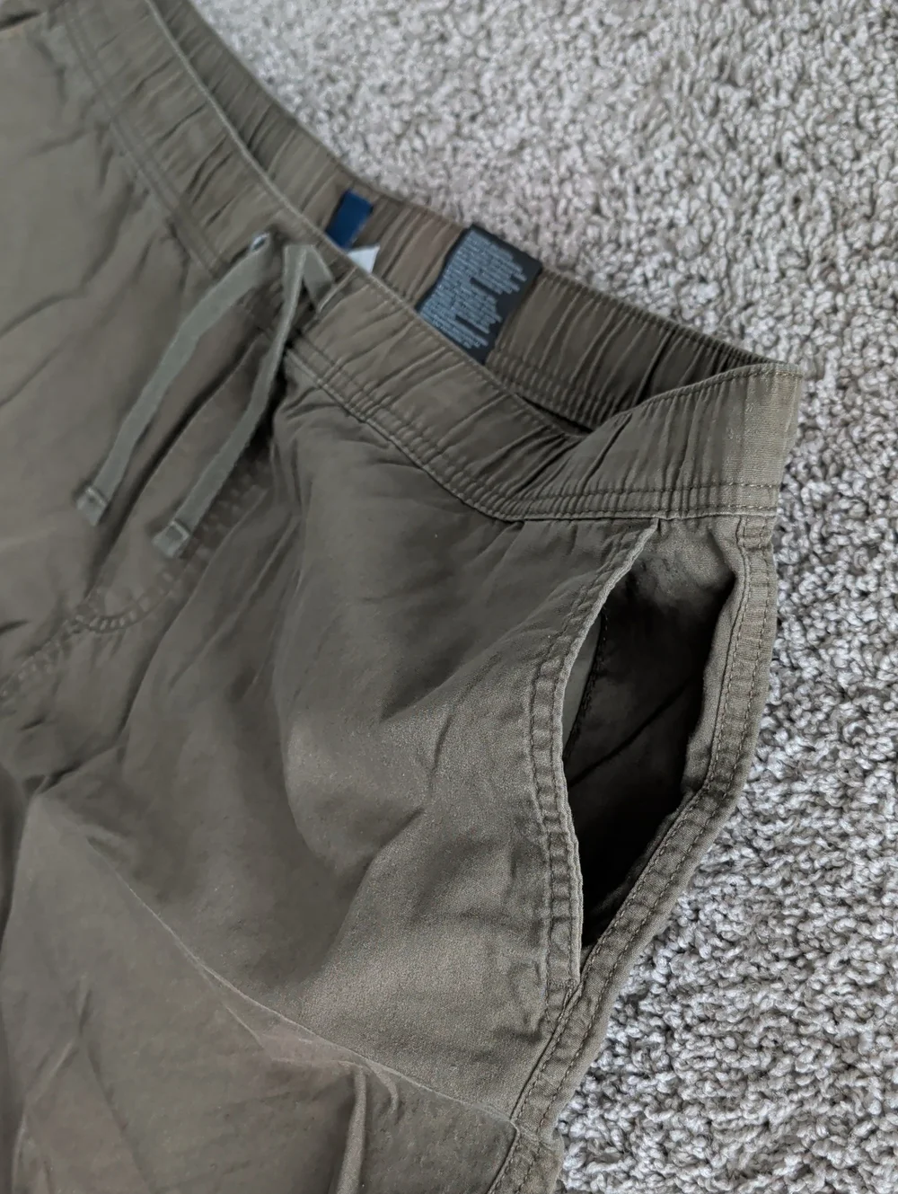 H&M Divided Men's Cargo Shorts Olive Size L